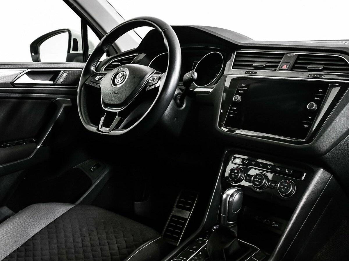 Купить Volkswagen Tiguan, 2018, 80 205 км, фото №9