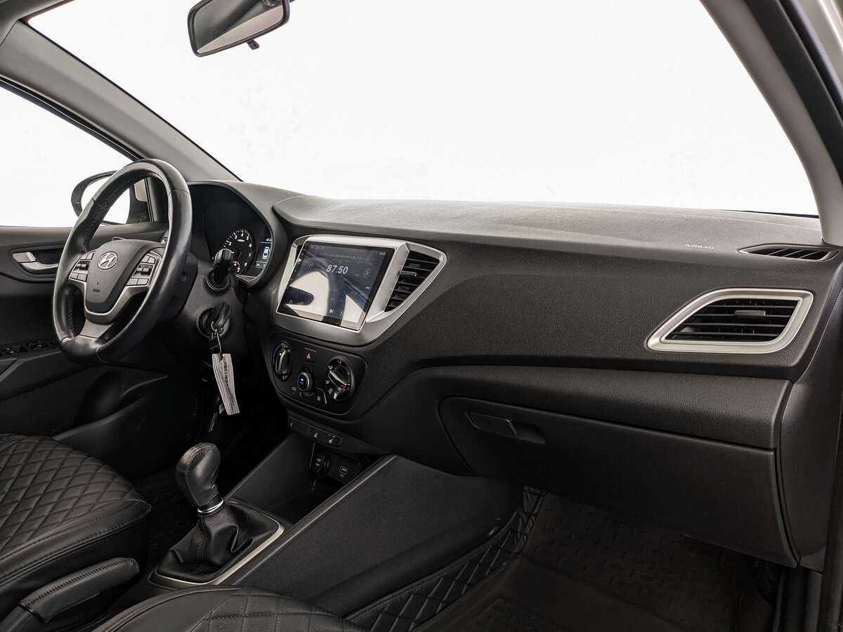Купить Hyundai Solaris, 2020, 24 865 км, фото №9