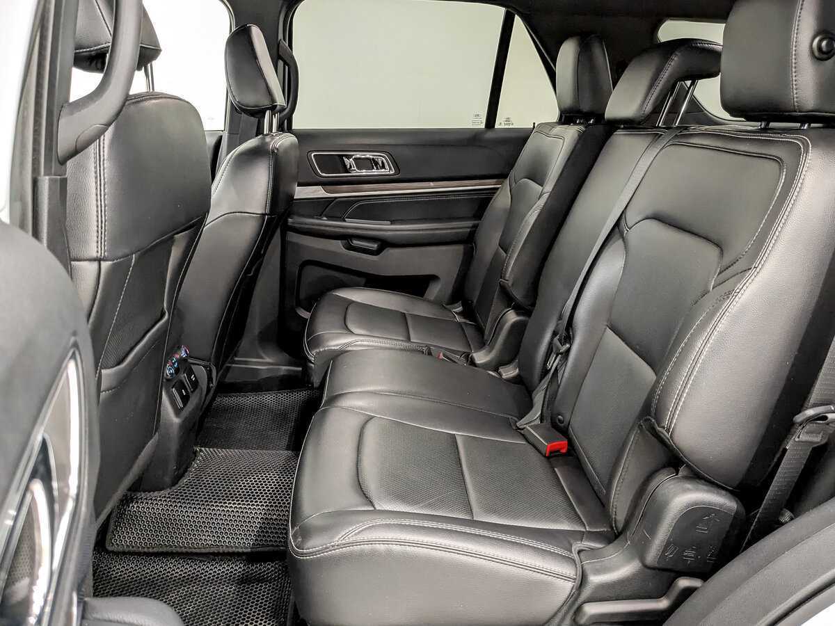 Купить Ford Explorer, 2019, 111 600 км, фото №12