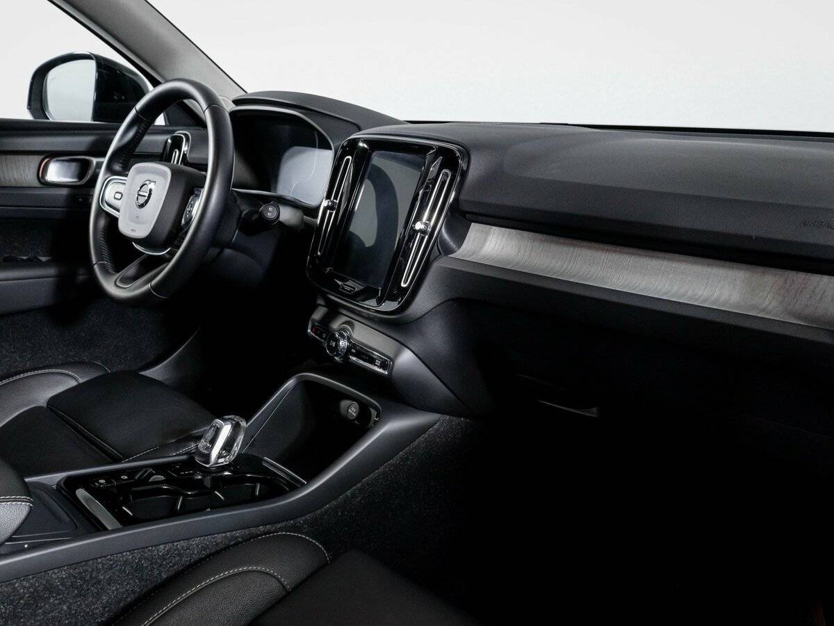 Купить Volvo XC40, 2020, 32 246 км, фото №9