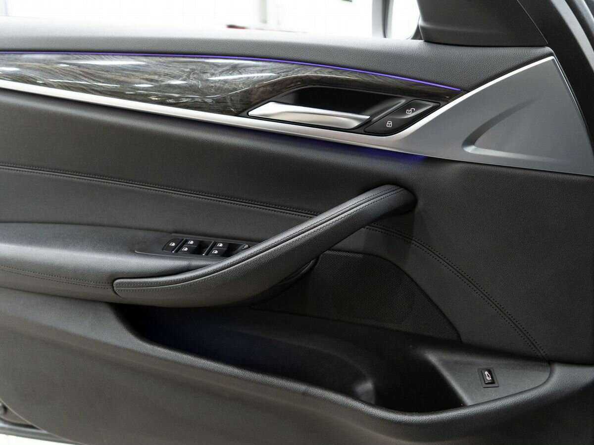 Купить BMW 5 серии 520d, 2019, 146 239 км, фото №15