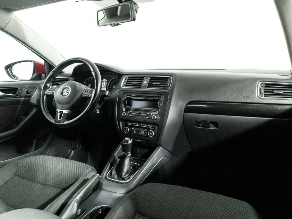 Купить Volkswagen Jetta, 2012, 198 799 км, фото №9