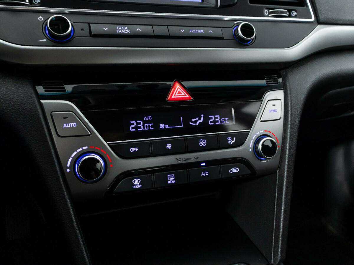 Купить Hyundai Elantra, 2016, 115 307 км, фото №16