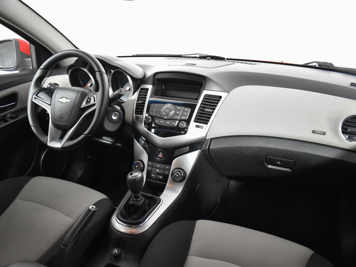 Купить Chevrolet Cruze I, 2012, 316 140 км, фото №9