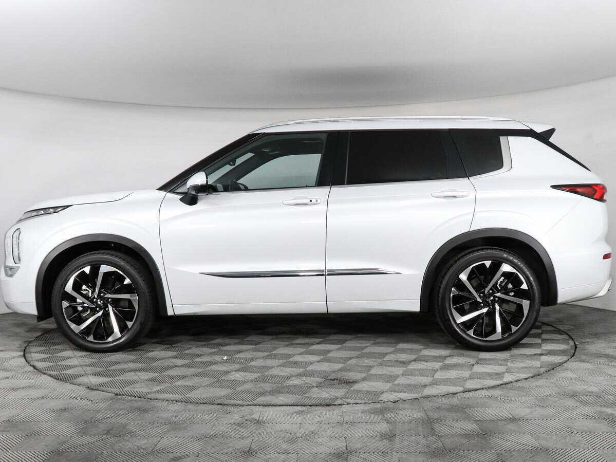 Купить Mitsubishi Outlander, 2023, 15 004 км, фото №8