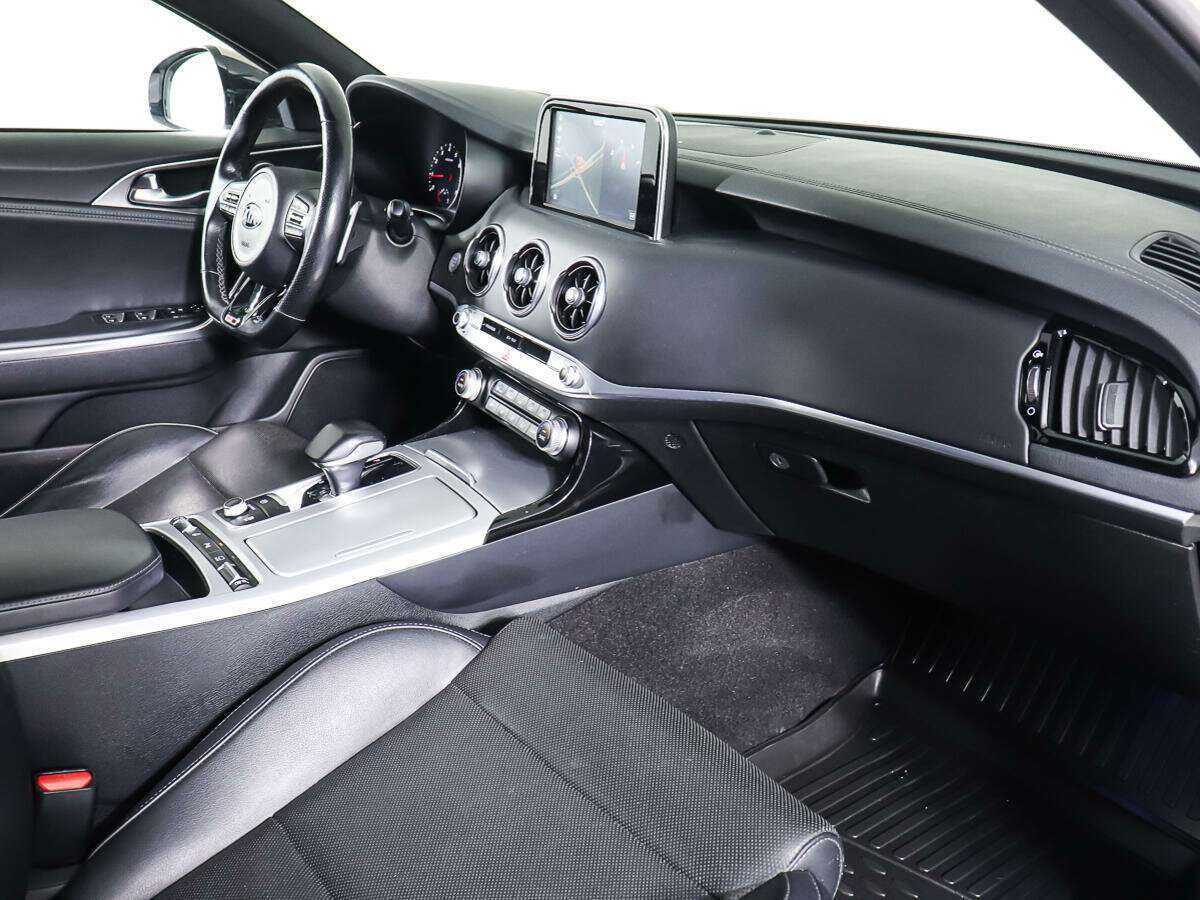 Купить Kia Stinger, 2018, 65 763 км, фото №9