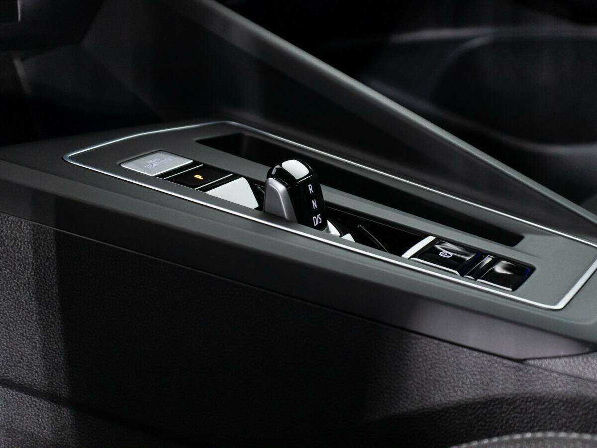 Купить Volkswagen Golf, 2021, 30 000 км, фото №17