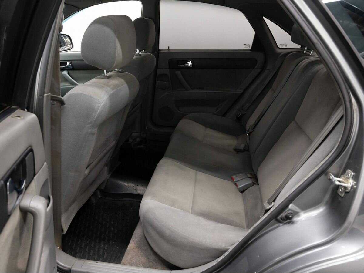 Купить Daewoo Gentra, 2013, 280 000 км, фото №9