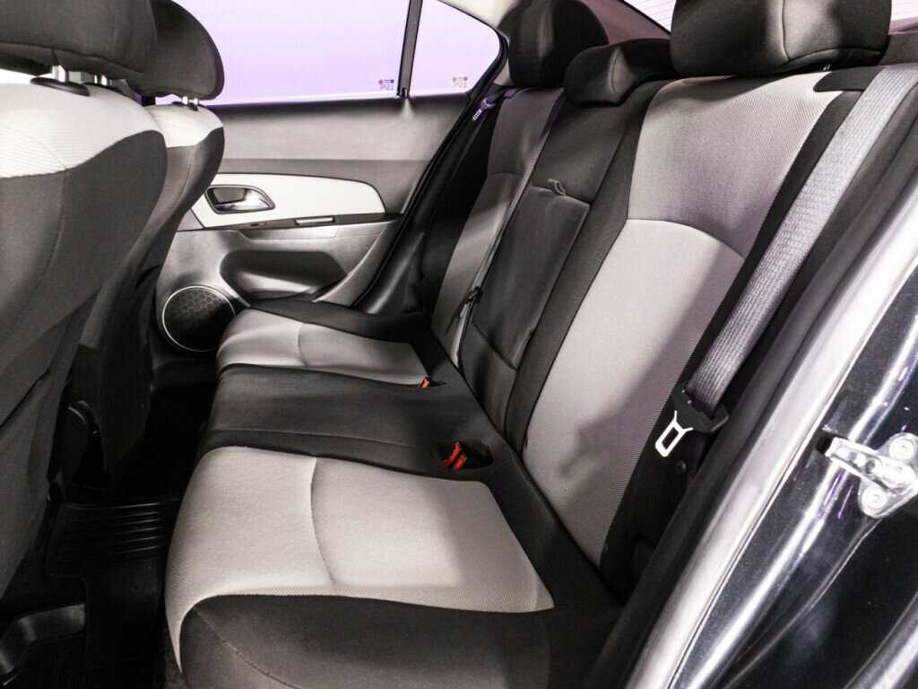 Купить Chevrolet Cruze, 2011, 244 133 км, фото №10