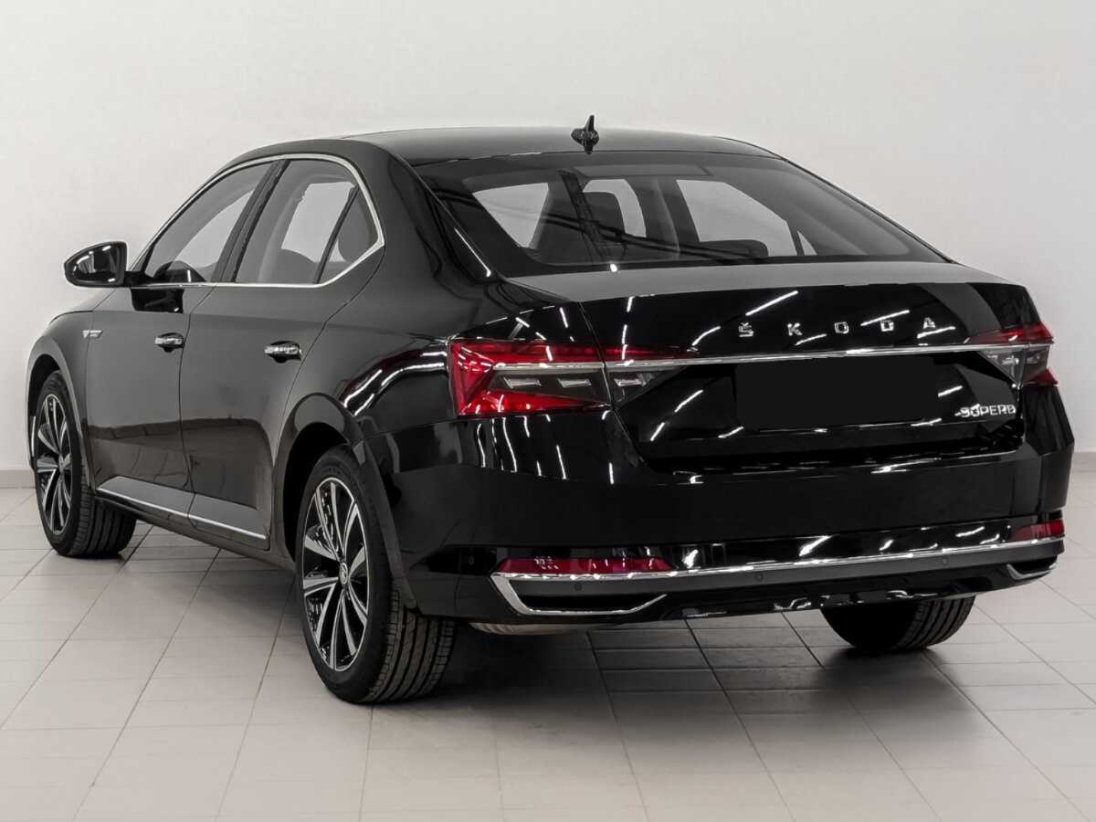 Купить Skoda Superb, 2024, 190 км, фото №6