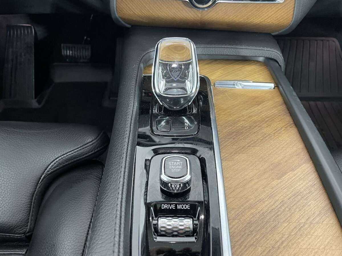 Купить Volvo XC90 Recharge, 2021, 51 102 км, фото №13