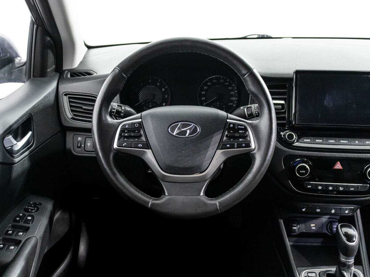 Купить Hyundai Solaris, 2021, 65 231 км, фото №17