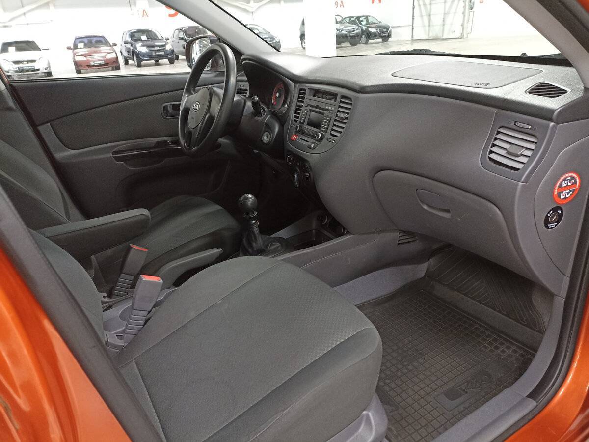 Купить Kia Rio, 2011, 127 924 км, фото №10
