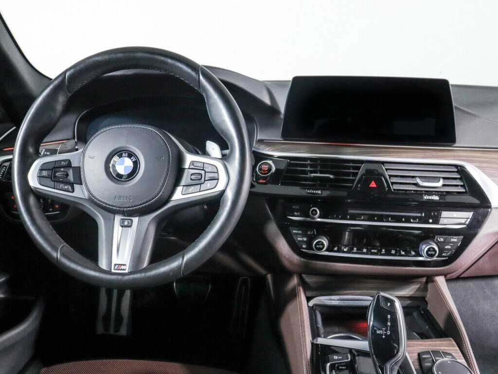Купить BMW 5 серии 530d xDrive, 2018, 63 400 км, фото №10