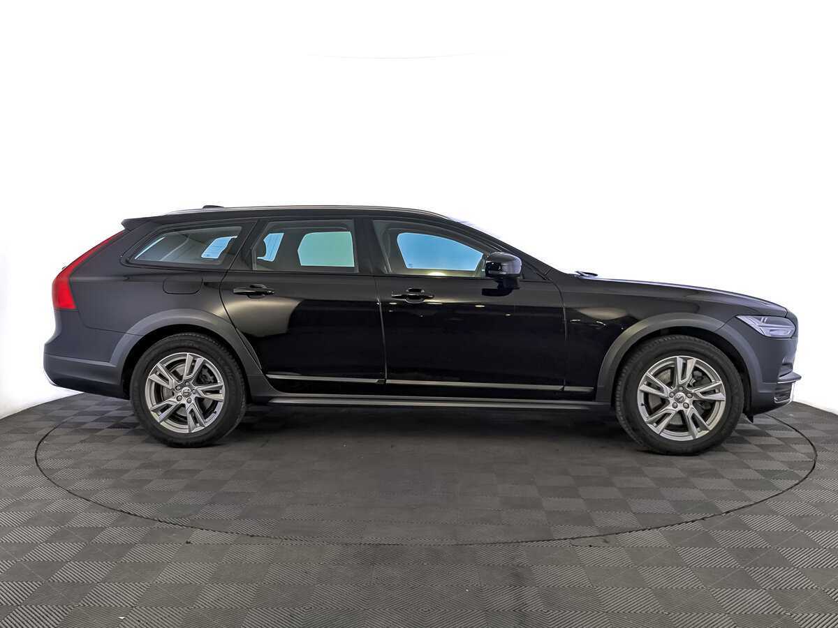 Купить Volvo V90 Cross Country, 2019, 48 092 км, фото №4