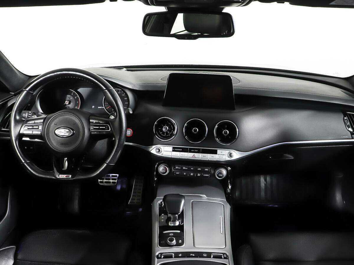 Купить Kia Stinger, 2018, 65 000 км, фото №11