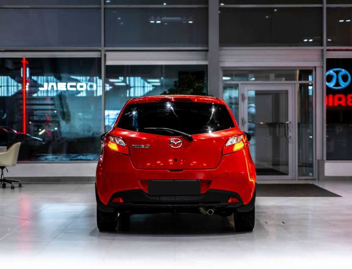 Купить Mazda 2, 2008, 240 000 км, фото №5