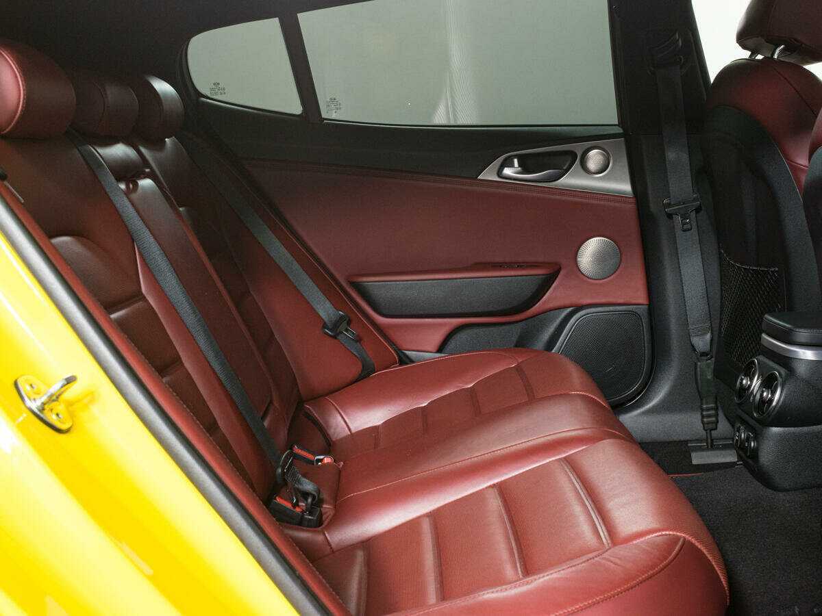 Купить Kia Stinger, 2018, 101 700 км, фото №9