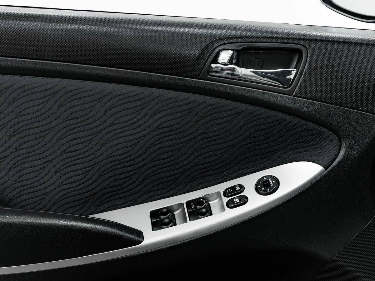 Купить Hyundai Solaris, 2011, 172 000 км, фото №18