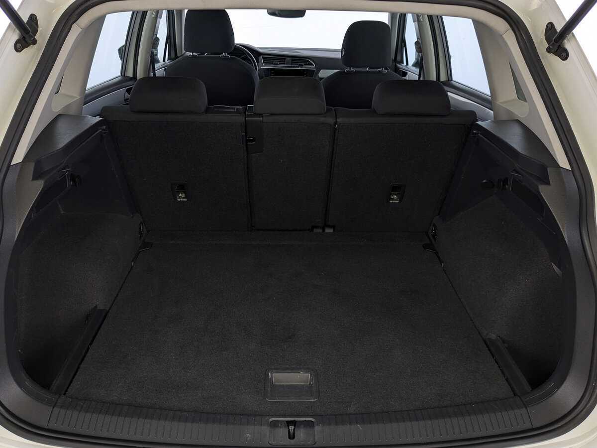 Купить Volkswagen Tiguan, 2021, 146 000 км, фото №10