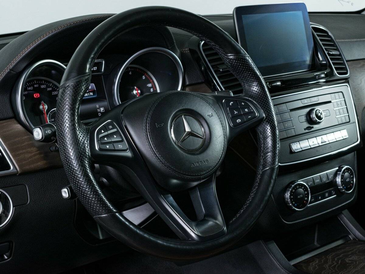 Купить Mercedes-Benz GLS 350 d, 2016, 106 408 км, фото №17