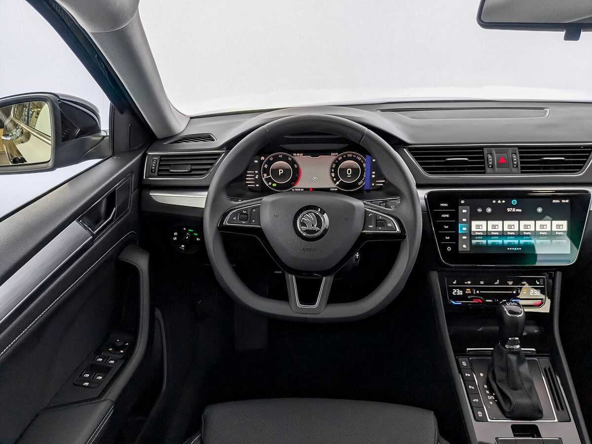 Купить Skoda Superb, 2024, 190 км, фото №21