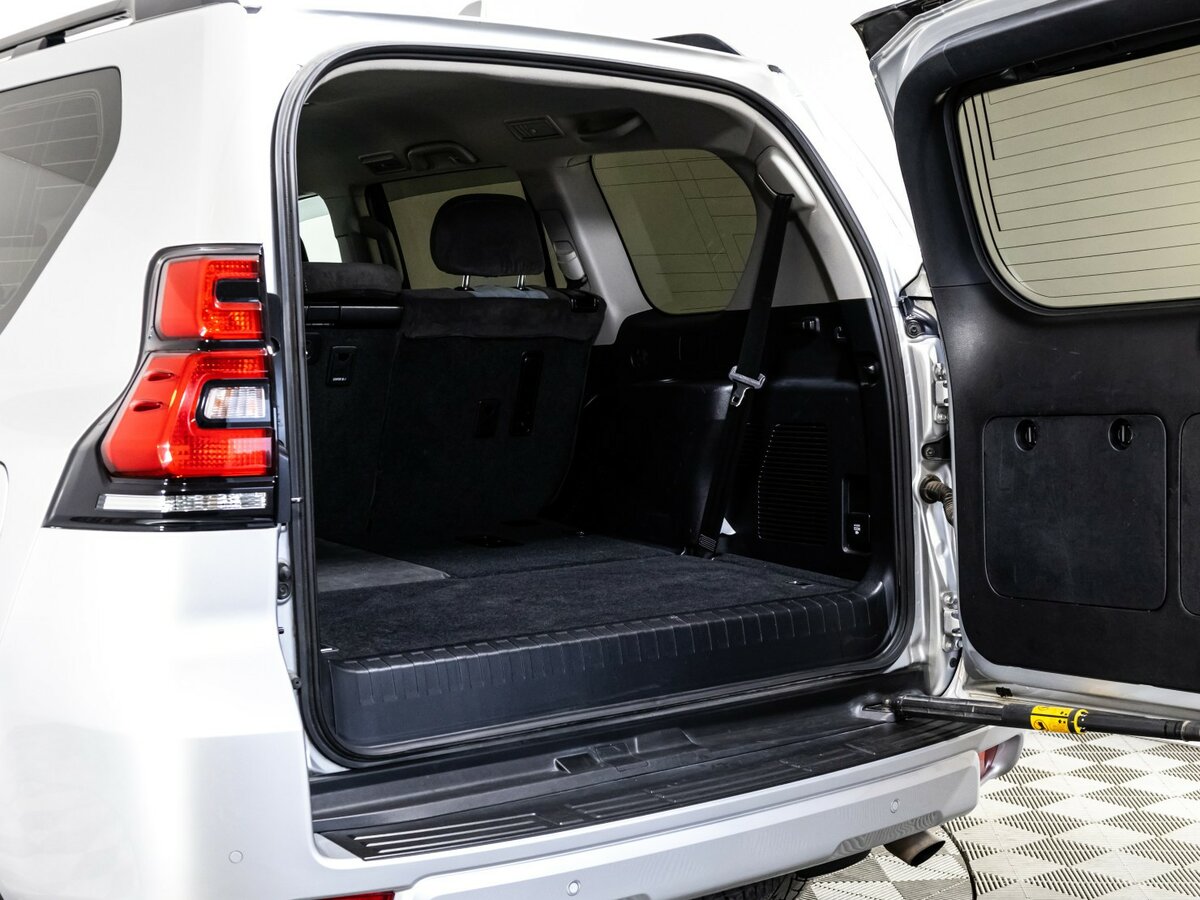 Купить Toyota Land Cruiser Prado 150 Series Рестайлинг 3, 2023, 43 091 км, фото №28
