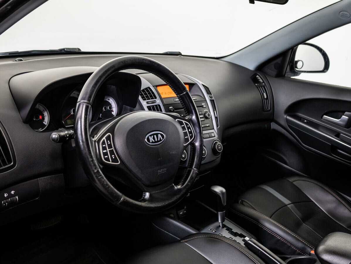 Купить Kia Ceed, 2009, 192 537 км, фото №10