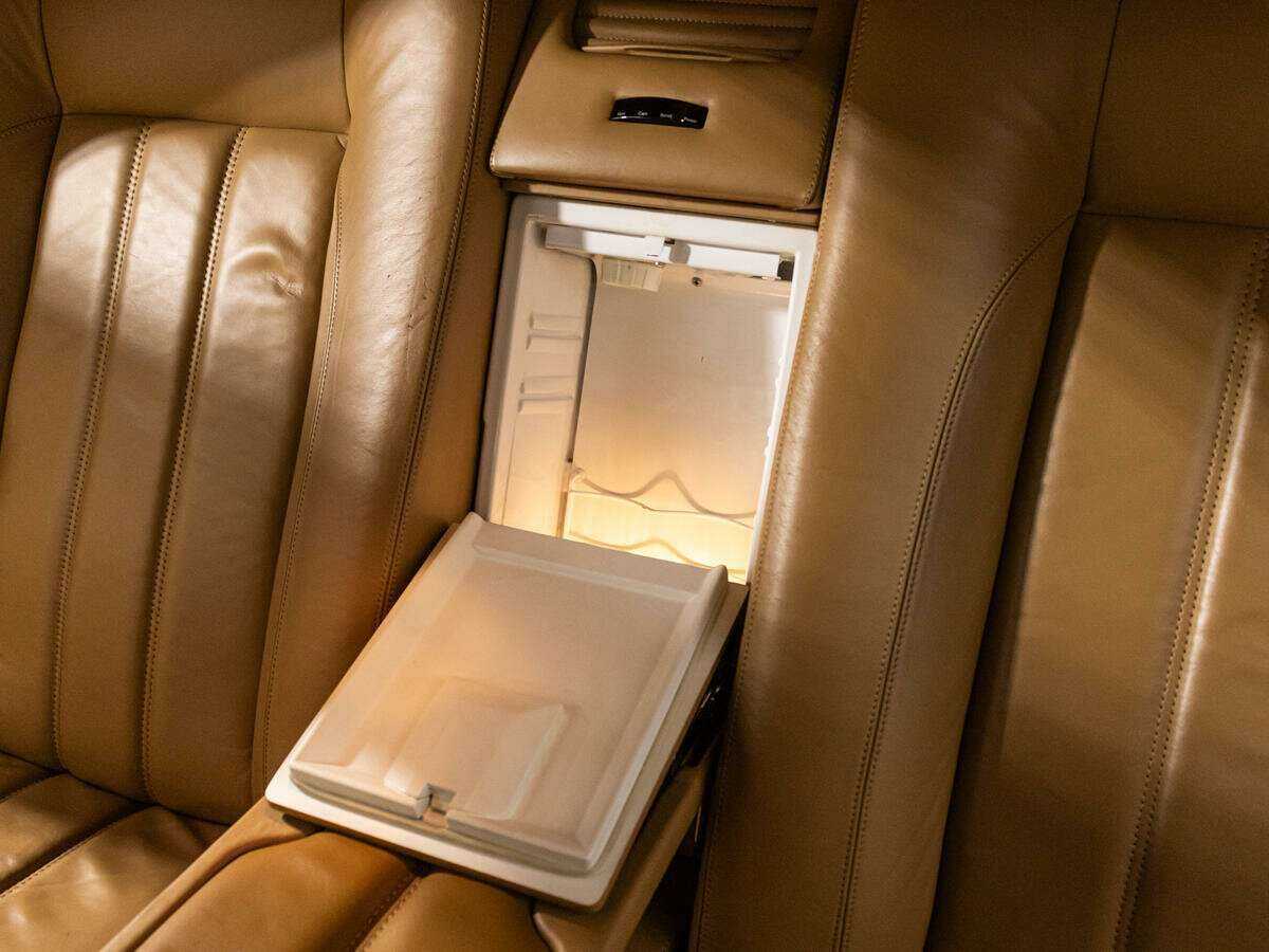 Купить Bentley Arnage R, 2003, 56 607 км, фото №21