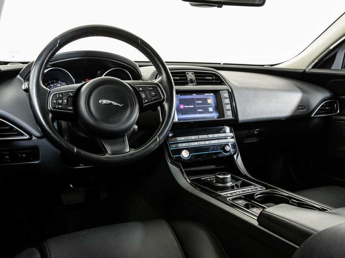 Купить Jaguar XE, 2017, 89 027 км, фото №11