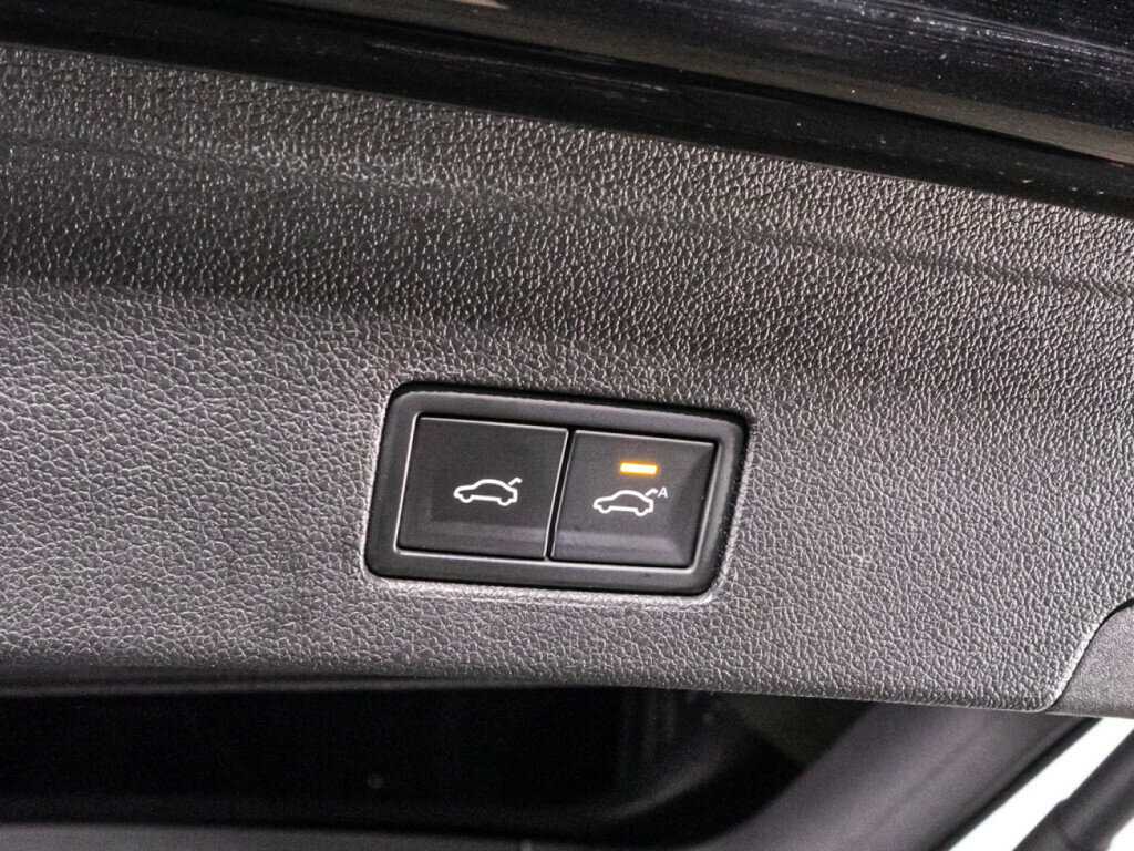 Купить Volkswagen Touareg, 2022, 32 275 км, фото №15