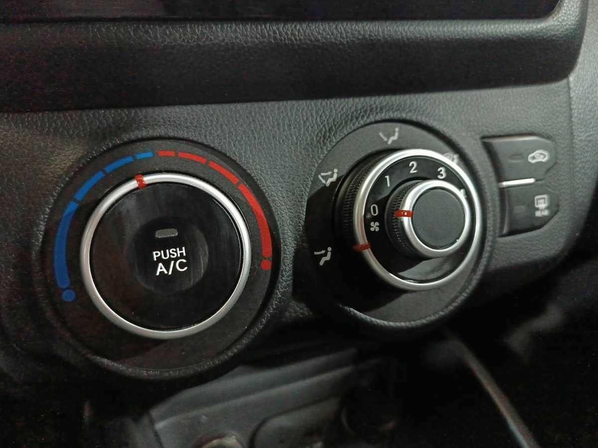 Купить Kia Rio 6-speed, 2015, 231 362 км, фото №13