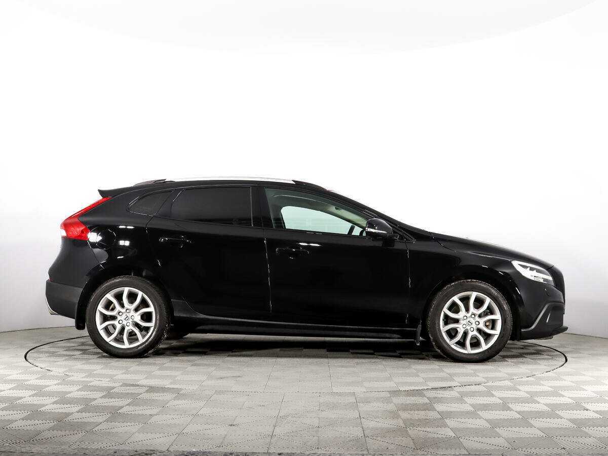Купить Volvo V40 Cross Country, 2017, 113 000 км, фото №4