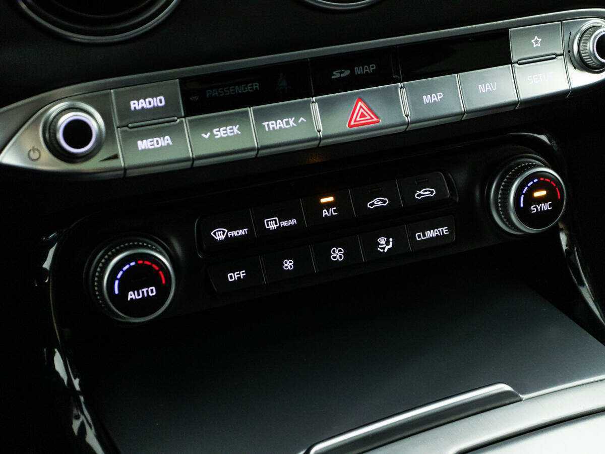 Купить Kia Stinger, 2018, 106 300 км, фото №19