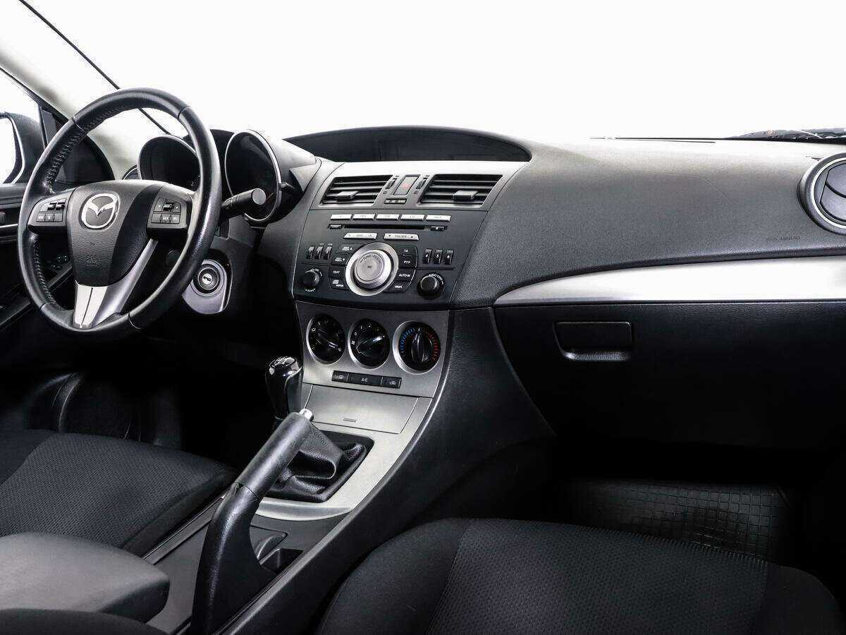 Купить Mazda 3, 2010, 205 057 км, фото №9