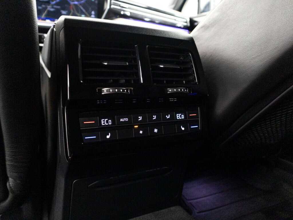 Купить Volkswagen Touareg, 2022, 32 275 км, фото №24