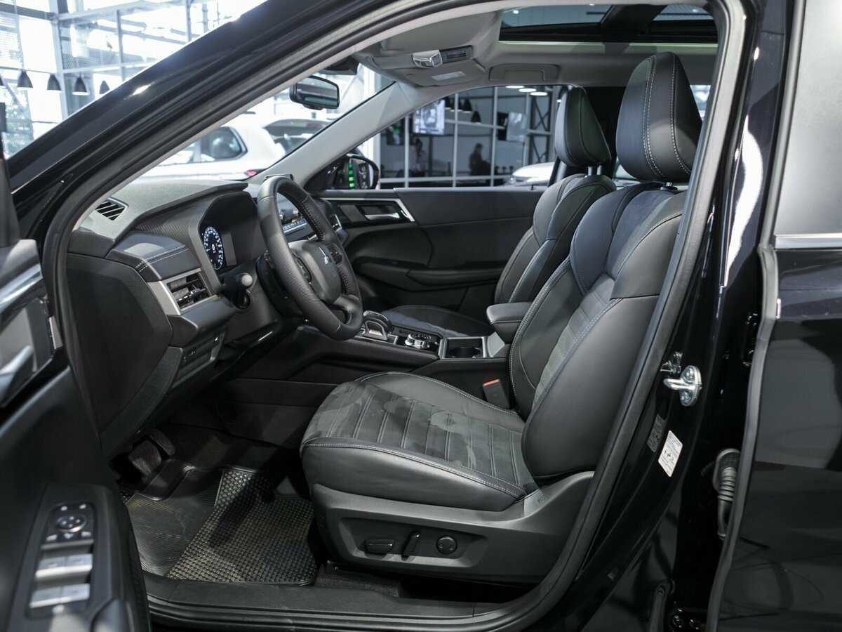 Купить Mitsubishi Outlander, 2023, 21 км, фото №8