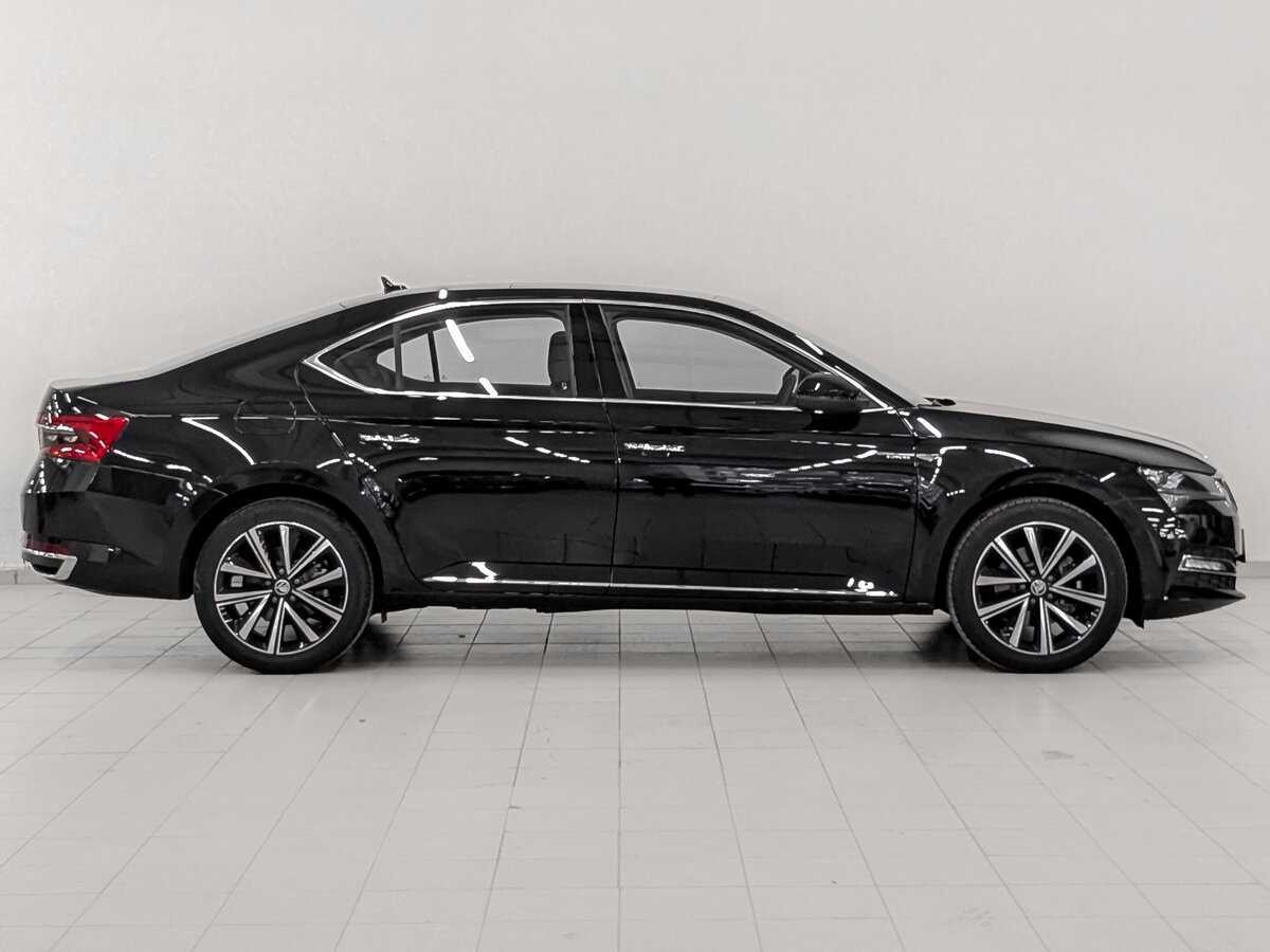 Купить Skoda Superb, 2024, 190 км, фото №7