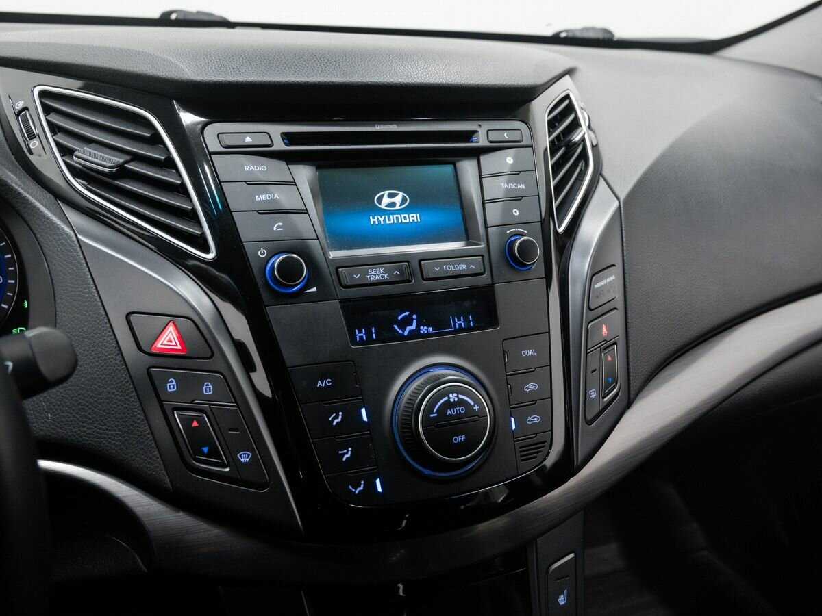 Купить Hyundai i40, 2016, 178 730 км, фото №21