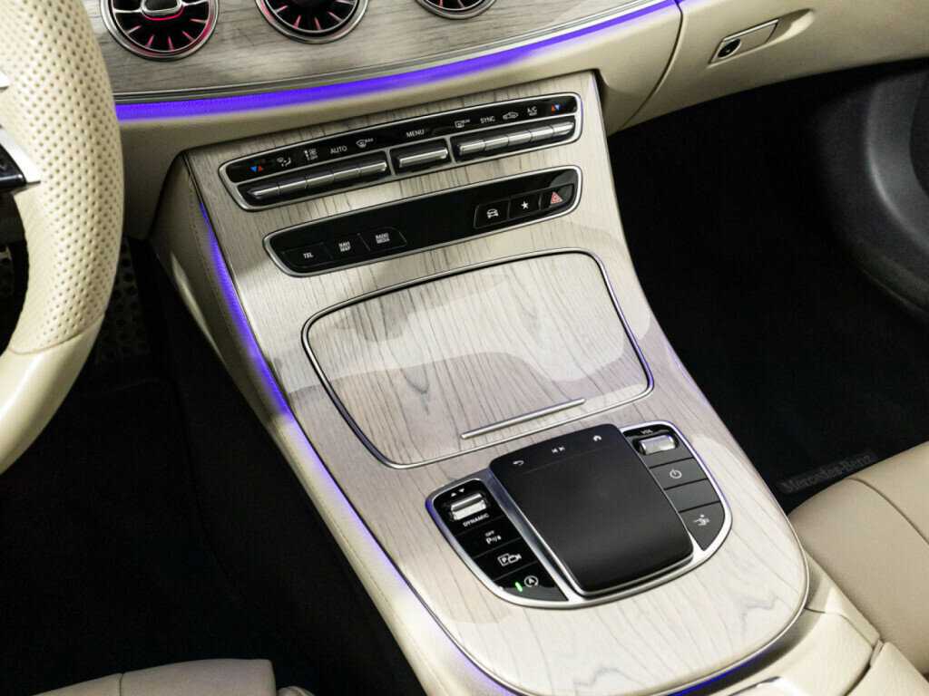 Купить Mercedes-Benz E-Класс 200, 2021, 55 600 км, фото №19