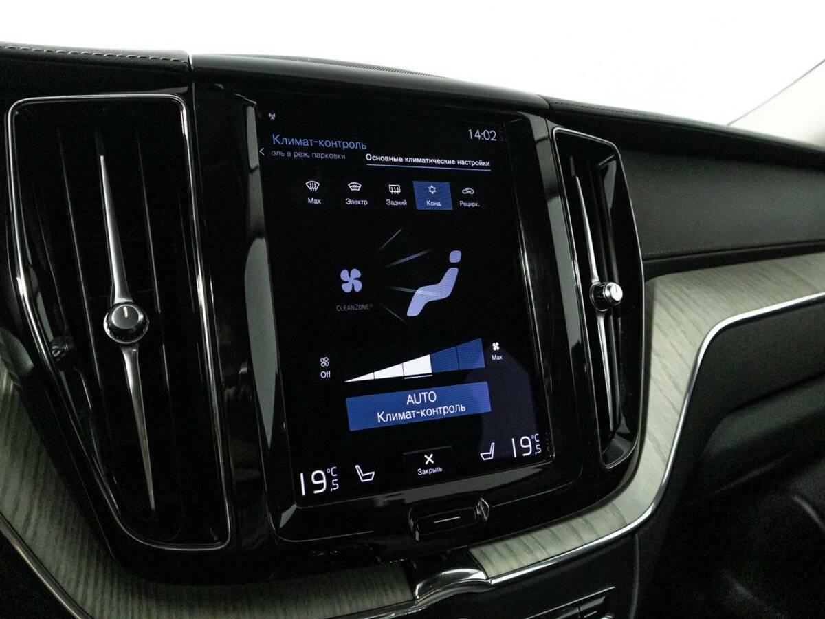 Купить Volvo XC60, 2020, 115 000 км, фото №19
