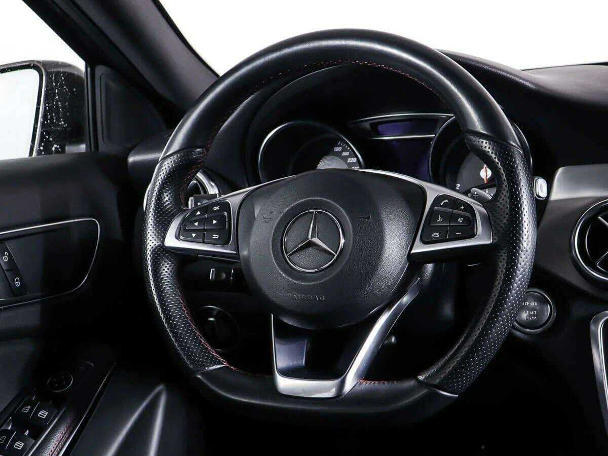 Купить Mercedes-Benz GLA 250, 2018, 113 425 км, фото №10