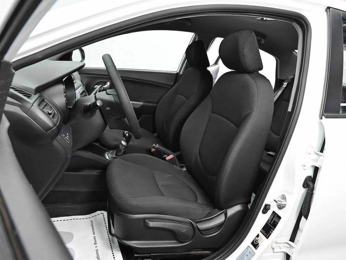Купить Kia Rio, 2013, 111 000 км, фото №6