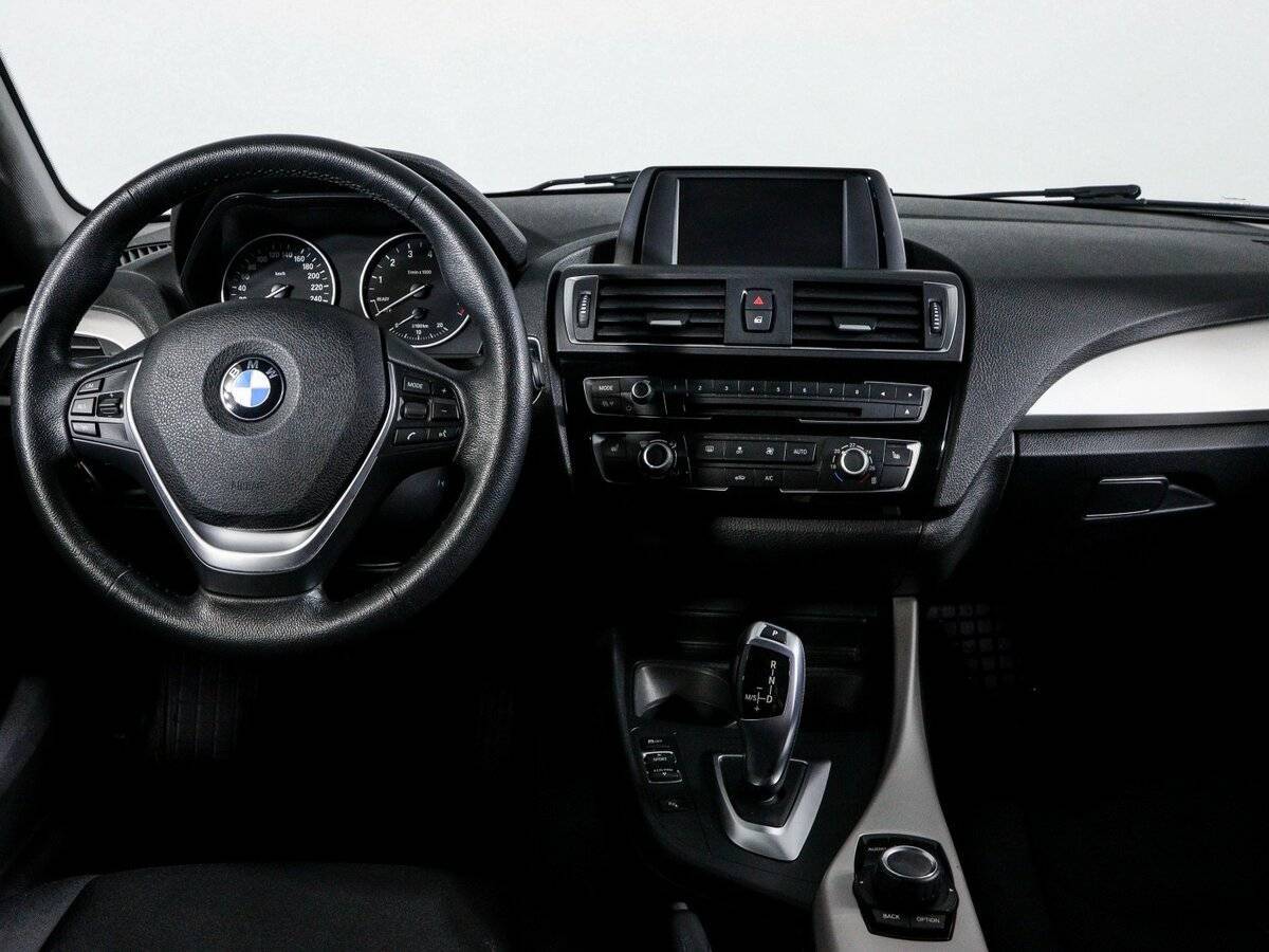 Купить BMW 1 серии 118i, 2017, 81 140 км, фото №10