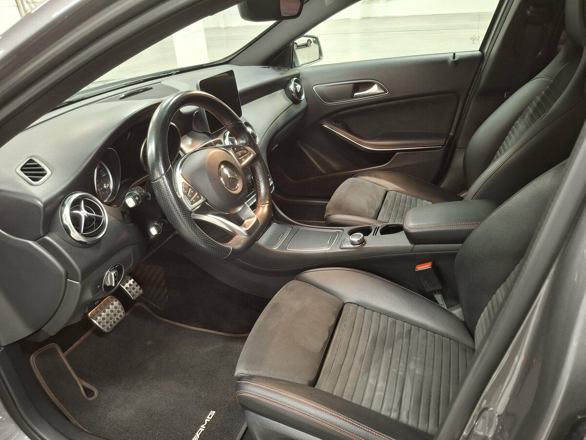Купить Mercedes-Benz GLA 250 I (X156) Рестайлинг, 2019, 83 203 км, фото №15
