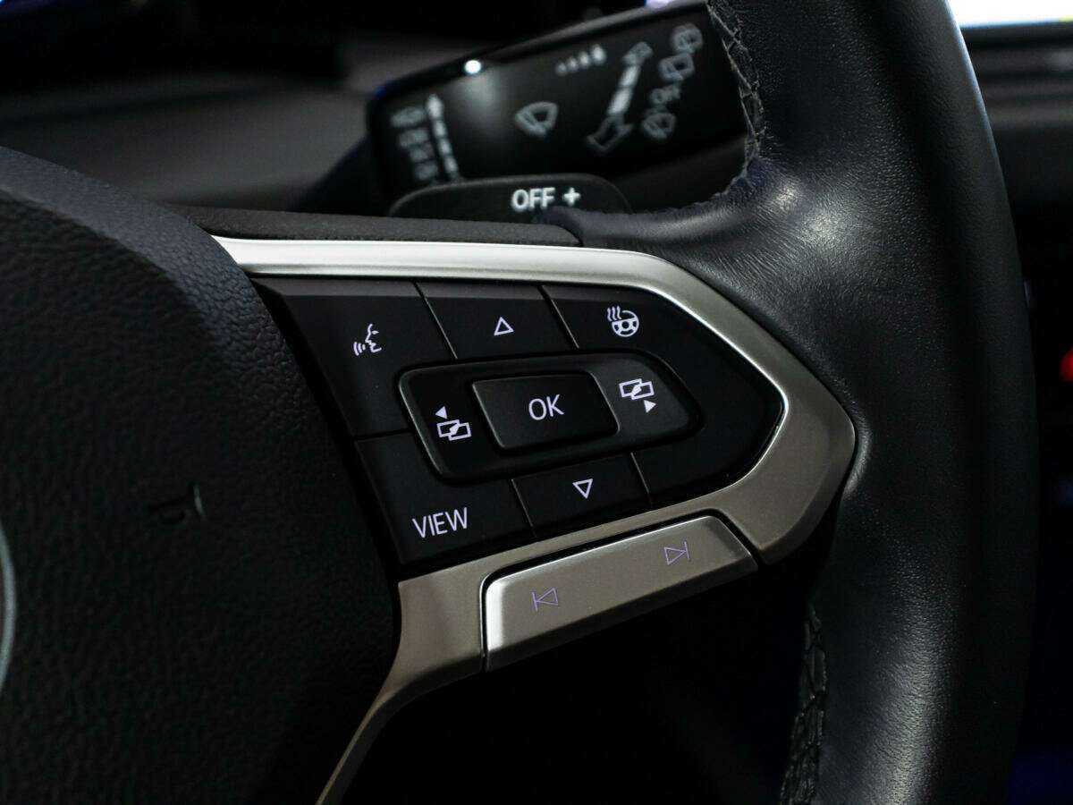 Купить Volkswagen Golf, 2021, 30 000 км, фото №19