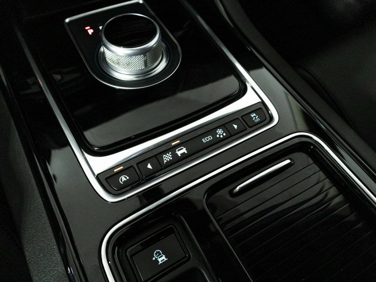 Купить Jaguar XE, 2015, 142 853 км, фото №17