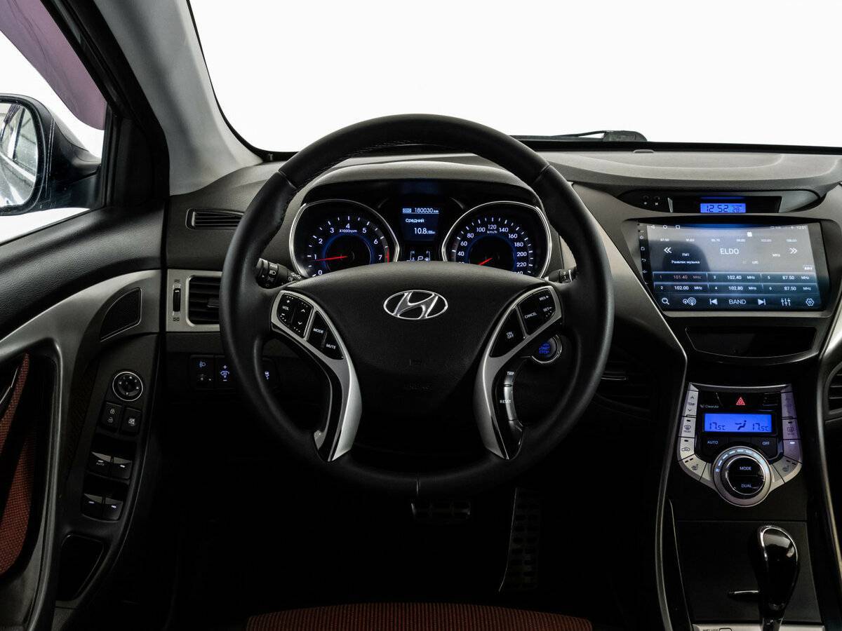 Купить Hyundai Elantra, 2011, 170 000 км, фото №9