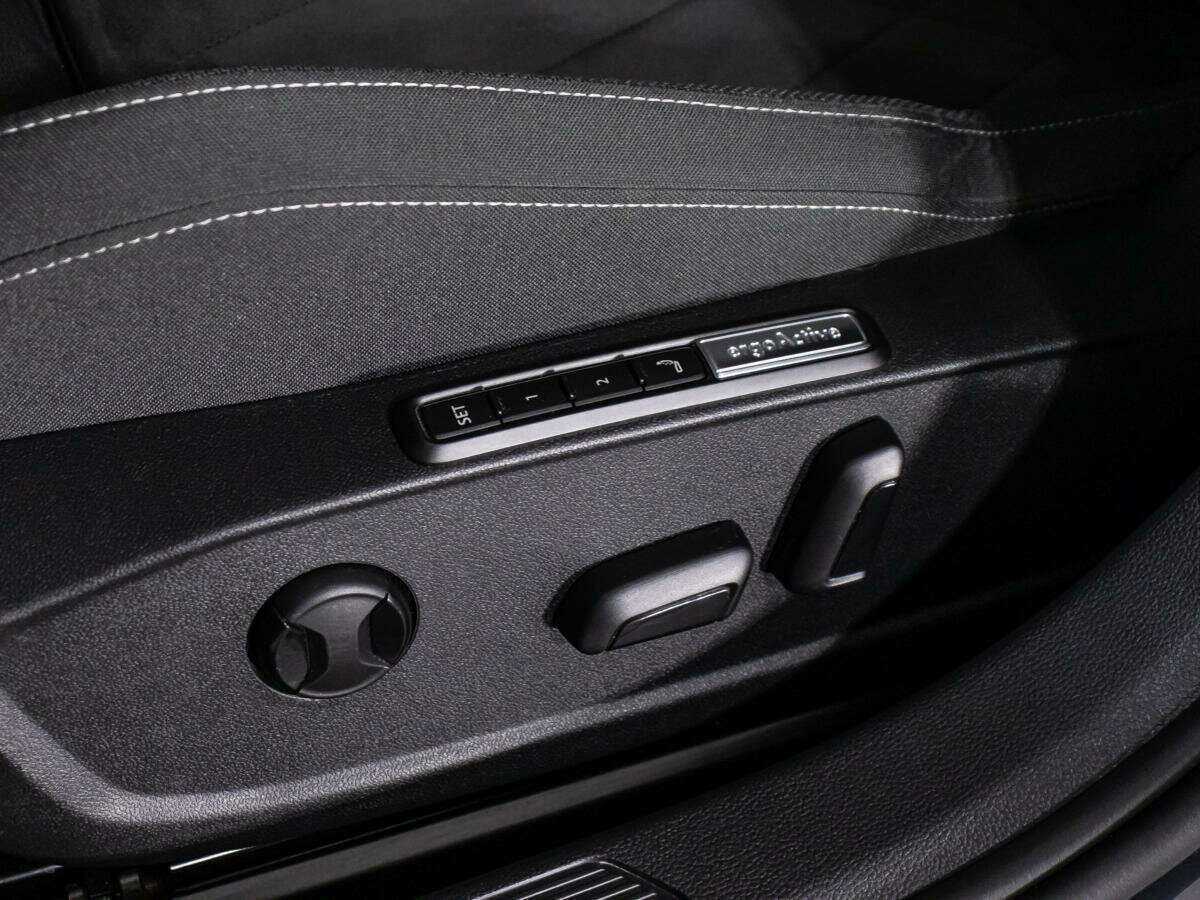 Купить Volkswagen Golf, 2021, 30 000 км, фото №15