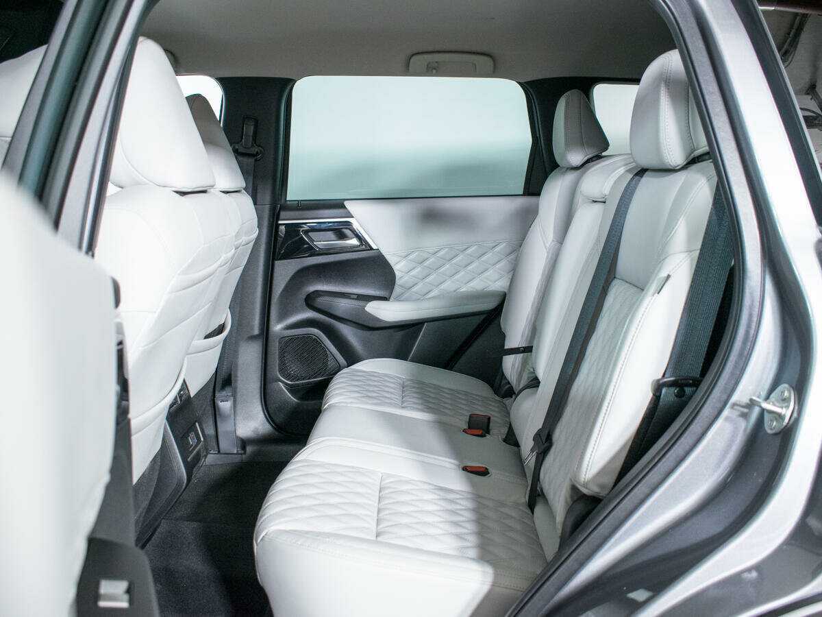 Купить Mitsubishi Outlander, 2022, 6 600 км, фото №10